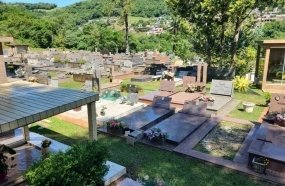 Funcionamento do Cemitério Municipal Frei Edgar no Dia de Finados