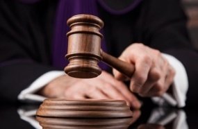 Condenado jovem que simulou o próprio sequestro para tirar dinheiro da mãe