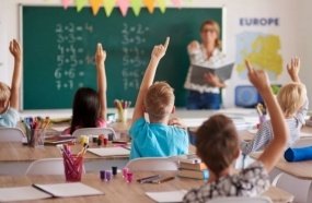 MEC oficializa reajuste de 3,6% no piso salarial de professores
