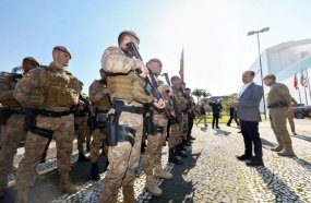 Governador recebe policiais militares que concluíram missão no Rio Grande do Sul