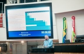 Mário Motta divulga resposta da Celesc sobre problemas nas faturas de energia