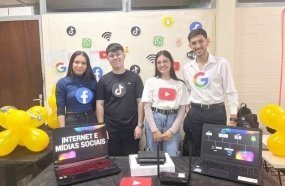 Estudantes de Publicidade realizam exposição sobre a História da Comunicação