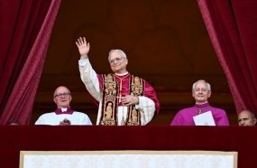 Cardeal norte-americano é eleito novo papa pelo Conclave