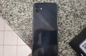 Idosa de 85 anos tem celular furtado por homem que pediu comida em sua casa