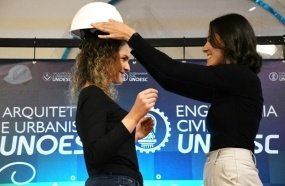 Unoesc Joaçaba realiza 1ª Cerimônia do Capacete para Arquitetura e Engenharia Civil