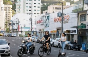 Prefeitura reforça regras para uso de ciclomotores, patinetes e bicicletas elétricas