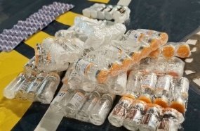 PRF apreende medicamentos e anabolizantes paraguaios na BR-282