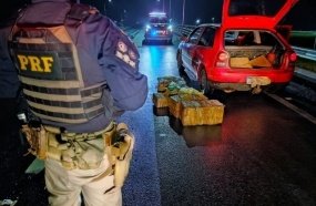 PRF apreende veículo com 163 kg de maconha durante abordagem no Oeste