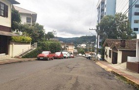 Vereador sugere estacionamento somente em uma das laterais