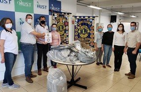 HUST recebe doações de EPIs do Lions Clube Joaçaba