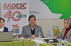 Presidente do BADESC participa de reunião com a ACIOC