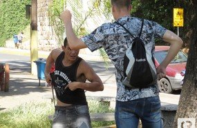 IGP faz reprodução simulada do assassinato na Praça de Herval