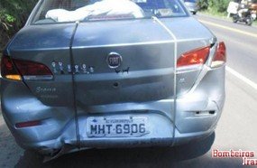 Veículo de Joaçaba se envolve em engavetamento na BR-282