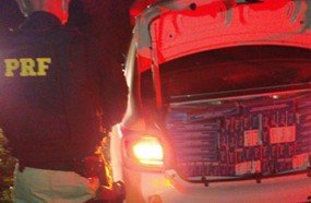 PRF apreende veículo carregado com cigarros em Catanduvas