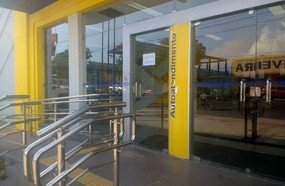 Agências bancárias permanecem fechadas devido ao coronavírus