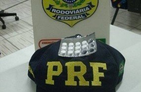 Caminhoneiro tenta fugir da PRF, mas é pego com rebite