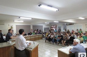 Câmara aprova corte do Vale Alimentação a servidores que ganham mais de R$ 3 mil