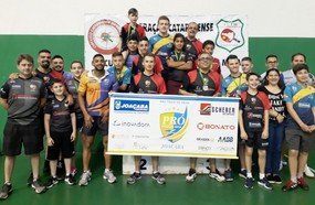 Pró Tênis de Mesa de Joaçaba sagra-se campeã estadual