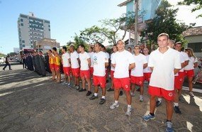 Bombeiros comunitários terão mesmos benefícios dos guarda-vidas
