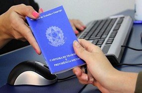 Carteiras de trabalho poderão ser emitidas em agências dos Correios