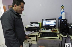 Ladrões levam mais de R$ 4 mil de escola em Herval d´Oeste