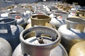 Ministro fala em redução de até 50% no preço do botijão de gás