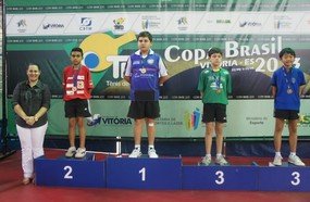Tênis de mesa de Joaçaba conquista sete medalhas na Copa Brasil em Vitória (ES)