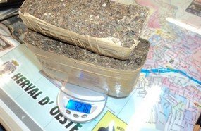 Pelotão de Patrulhamento Tático encontra meio quilo de maconha em Joaçaba