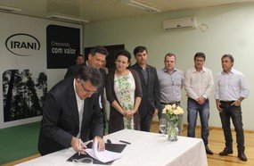 Parceria para revitalização de rodovia em Vargem Bonita