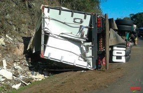Motorista gravemente ferido em acidente na Curva da Santa