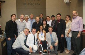 Aline Rocha recebe Medalha Cruzeiro em Joaçaba