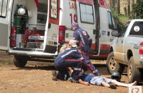 Funcionário da Celesc fica ferido em acidente no interior de Herval