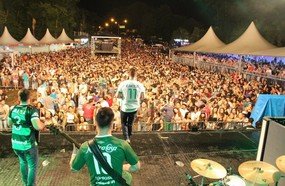 João Neto e Frederico abrem a temporada de verão em Piratuba