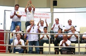 Novos critérios para promoção e aposentadoria de PMs e bombeiros militares
