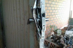 Mais de 400 pneus furtados de depósito em Concórdia