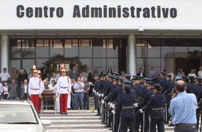 Honras militares prestadas ao secretário de estado que faleceu no domingo