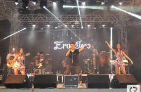Arena lotada: Carnafolia abre o carnaval de Joaçaba