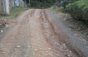Anzolin: mais de seis meses sem ver máquina da Prefeitura