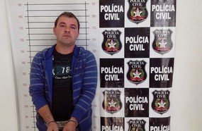 Homem escondia drogas dentro do chuveiro da casa