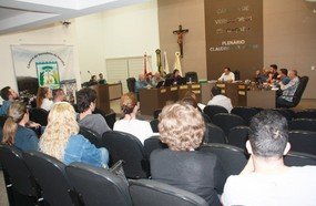 Aprovado projeto que proíbe queima de fogos com estampido