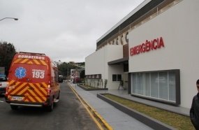 Mulher morre após atear fogo no próprio corpo 