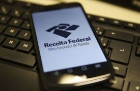 Receita paga lote residual de restituições do IRPF 2021 