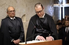 Cristiano Zanin é empossado no cargo de ministro do STF
