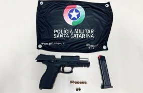 Desentendimento por som alto termina com tiros e prisões  