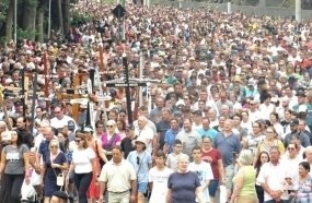 Milhares de devotos participam da Romaria Penitencial Frei Bruno