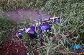 Menino de 12 anos ajuda a salvar jovem que caiu com moto em riacho