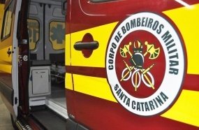 Homem embriagado esfaqueia companheira em Campos Novos