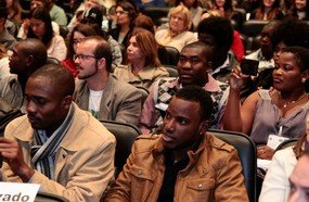 Audiência discute situação de haitianos em SC