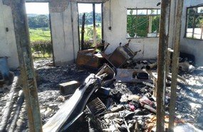Catanduvas: família que perdeu tudo em incêndio precisa de ajuda