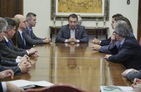 Governo anuncia investimento em bolsas universitárias